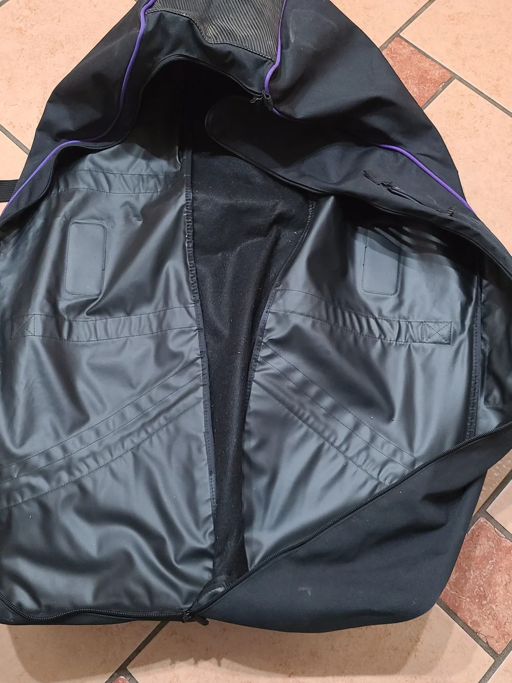 Vintage TaylorMade Golf Travel Bag Cover Black Purple 90s Retro